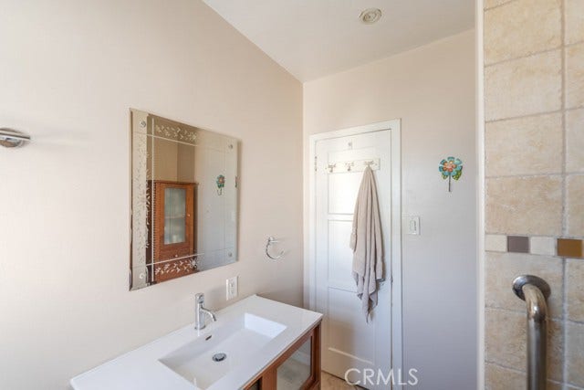 1539 W 94th PL, Los Angeles, CA 90047 1539 W 94th PL, Los Angeles, CA 90047