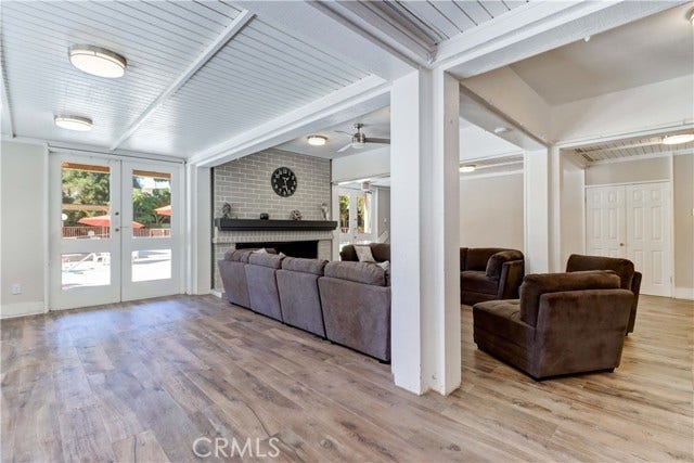 1048 Cabrillo Park DR, #A, Santa Ana, CA 92701