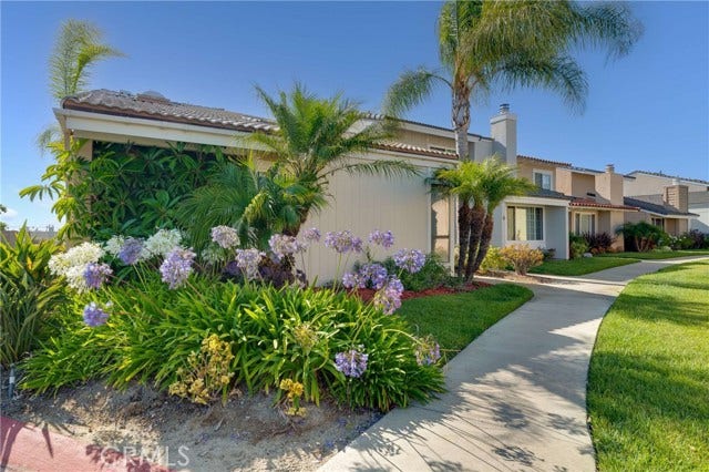 Property photo for 2 Windjammer CT, Long Beach, CA