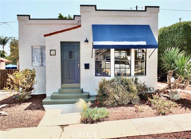 Property photo for 336 Eliot LN, Long Beach, CA