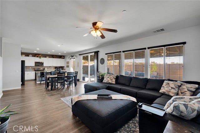 16022 Shawnee LN, Victorville, CA 92394