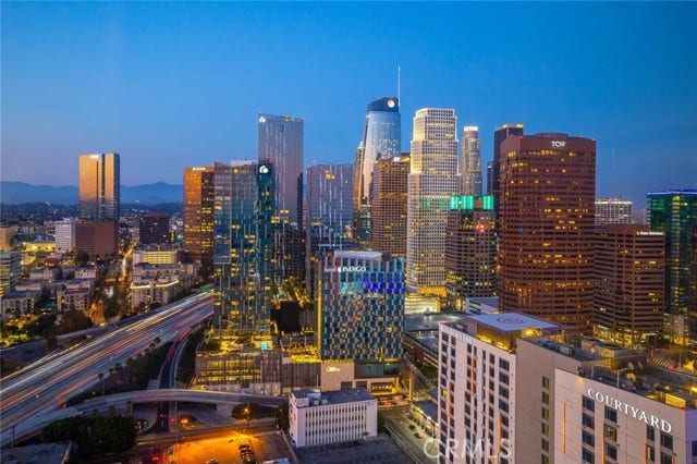 Property photo for 900 W Olympic, #31J, Los Angeles, CA