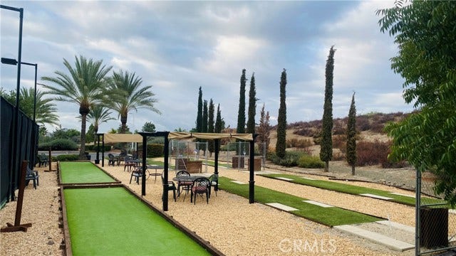 29226 Winding Brook DR, Menifee, CA 92584 Oasis Facility Photo