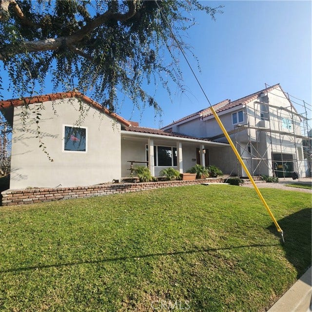 Property photo for 826 N Dianthus ST, Manhattan Beach, CA