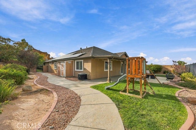 38462 Siamese Ln, Palmdale, CA 93551
