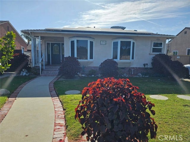 Property photo for 3180 Easy AVE, Long Beach, CA