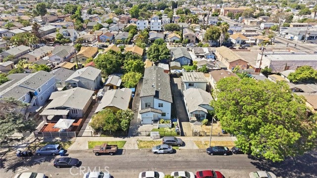 Property photo for 239 E 85th, Los Angeles, CA