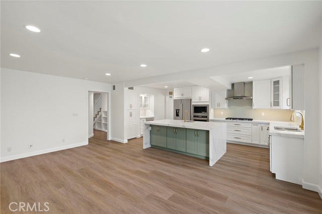 20152 Redlands DR, Newport Beach, CA 92660