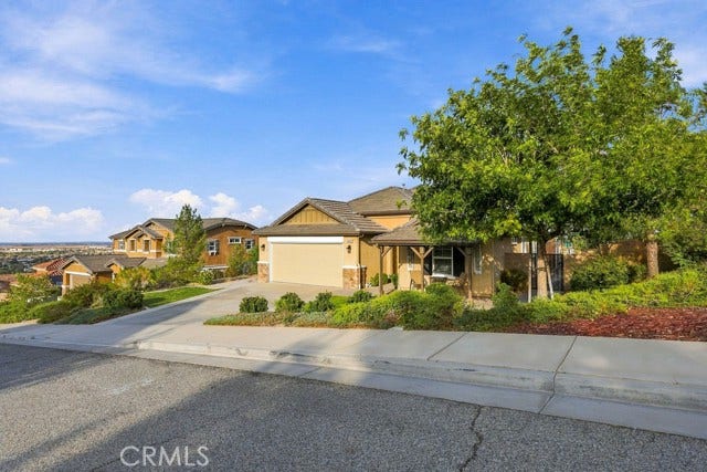 38462 Siamese Ln, Palmdale, CA 93551