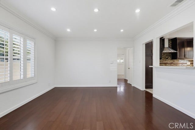 1901 E 63rd, Long Beach, CA 90805 Formal living room from front door.
