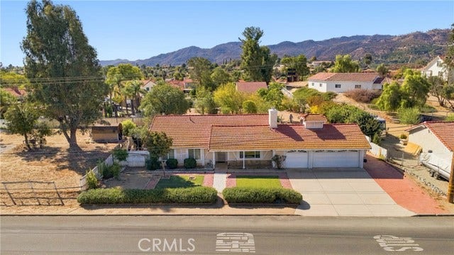 21465 Walnut, Wildomar, CA 92595