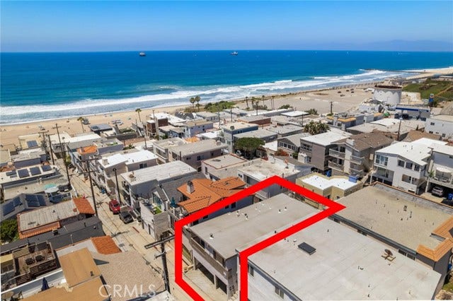 Property photo for 223 Shell ST, Manhattan Beach, CA