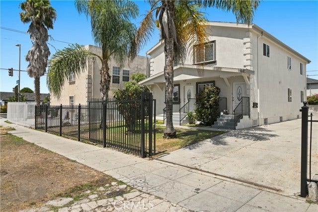 Property photo for 1353 W 60th, Los Angeles, CA
