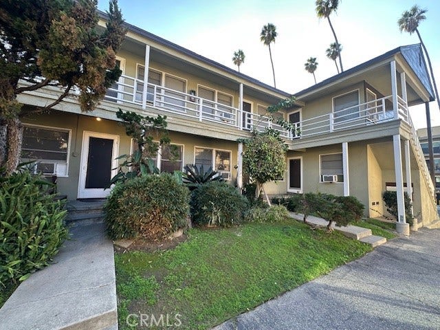 Property photo for 970 Elden, #6, Los Angeles, CA