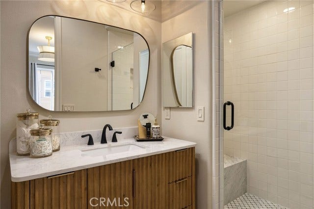 21255 Lorca CIR, Huntington Beach, CA 92648 21255 Lorca CIR, Huntington Beach, CA 92648