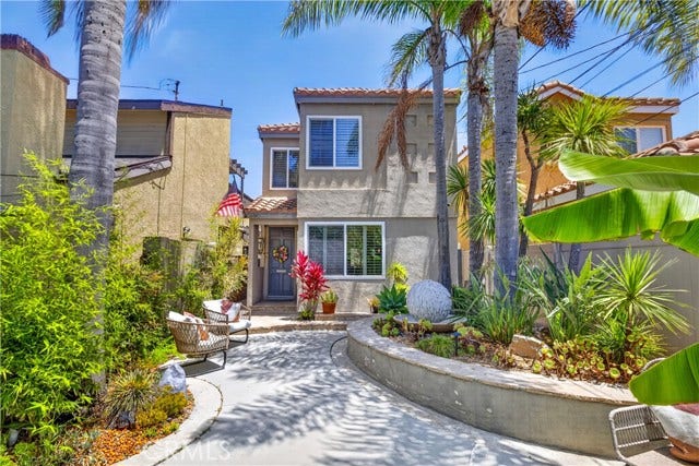 Property photo for 330 Ultimo AVE, Long Beach, CA