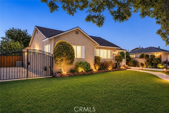 Property photo for 4432 Stanbridge, Long Beach, CA