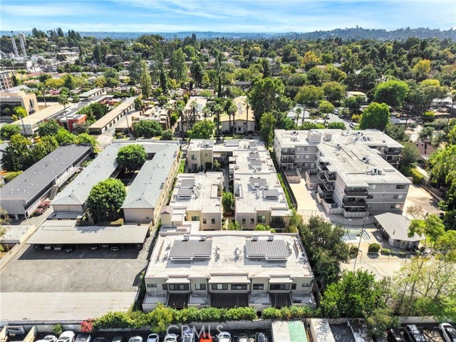 125 Hurlbut ST, #202, Pasadena, CA 91105