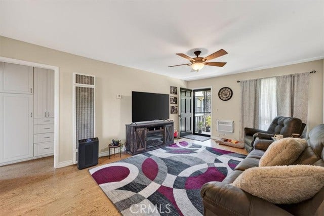 660 S Glassell, #12, Orange, CA 92866