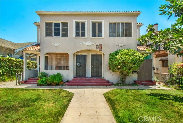 Property photo for 324 W 50th, Los Angeles, CA