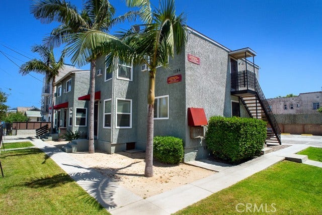 Property photo for 1134 W 39th, Los Angeles, CA