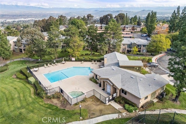2616 Avenida del Vista, #B204, Corona, CA 92882