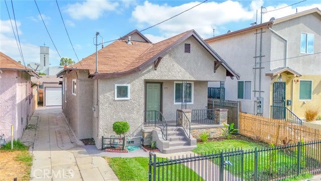 Property photo for 975 E 43rd, Los Angeles, CA
