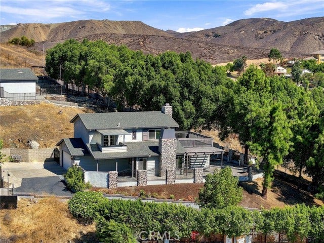 19015 Envoy, Corona, CA 92881