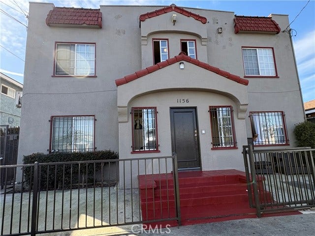 Property photo for 1156 E 17th, Long Beach, CA