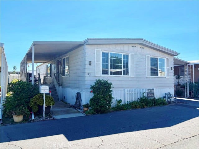 Property photo for 21711 Vera ST, #32, Carson, CA
