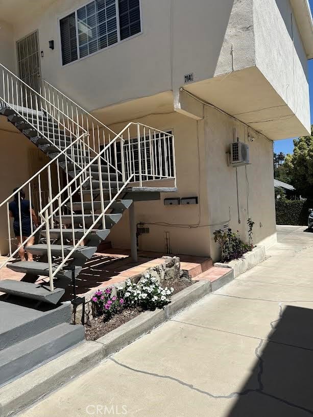 Property photo for 714 N Dillon, Los Angeles, CA