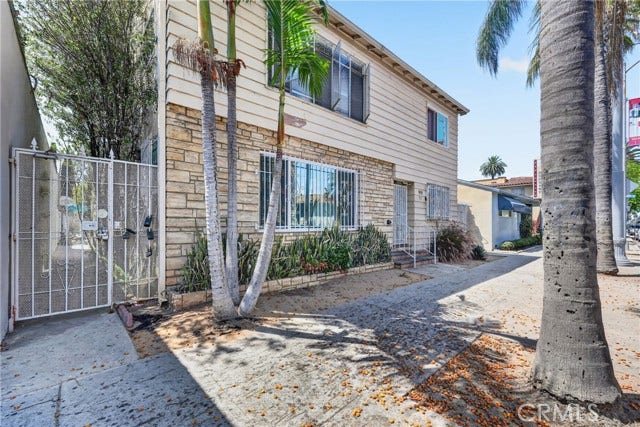Property photo for 815 Pacific AVE, #6, Long Beach, CA