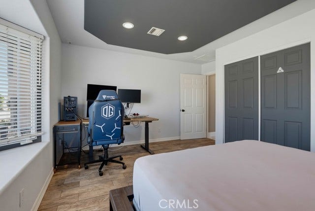 5550 E Edgemar, Anaheim, CA 92807