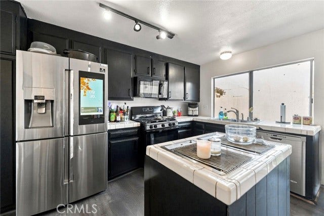 1119 E Gladwick ST, Carson, CA 90746 1119 E Gladwick ST, Carson, CA 90746