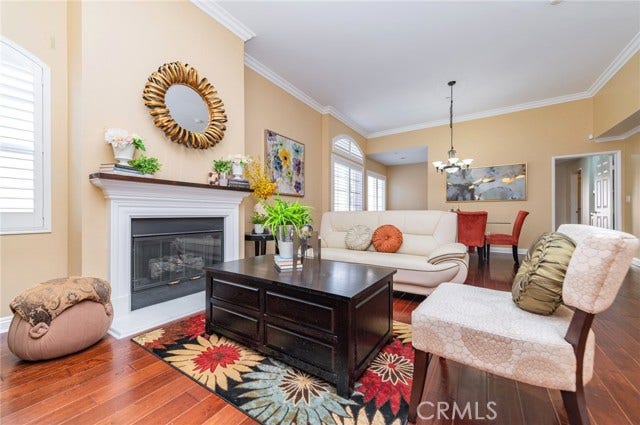 Property photo for 610 S Wilton PL, #402, Los Angeles, CA