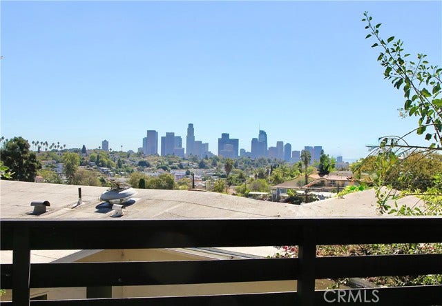 Property photo for 1927 Delta, Los Angeles, CA