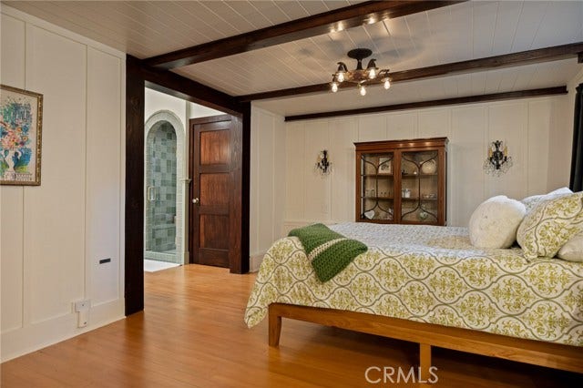 Gorgeous Master Suite!