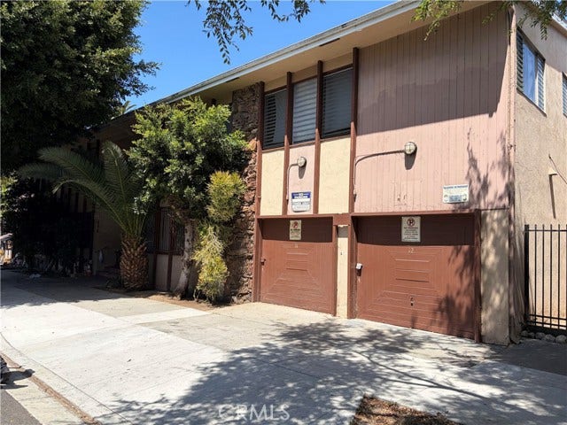 Property photo for 640 Elm AVE, #6, Long Beach, CA