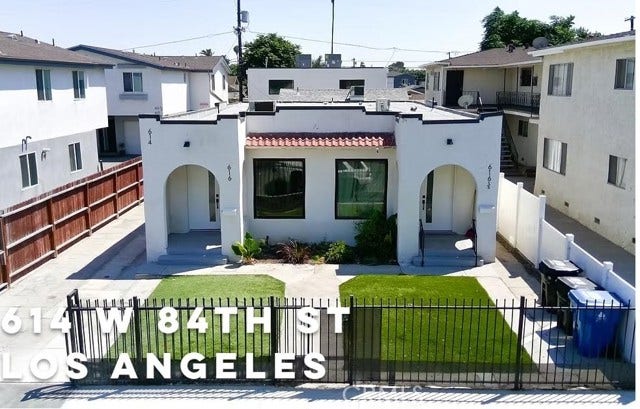 Property photo for 614 W 84th ST, #614, Los Angeles, CA
