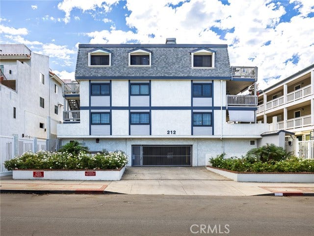 Property photo for 212 E Imperial AVE, #E, El Segundo, CA