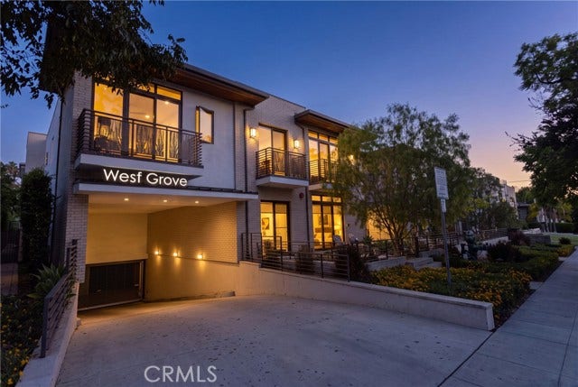 125 Hurlbut ST, #202, Pasadena, CA 91105