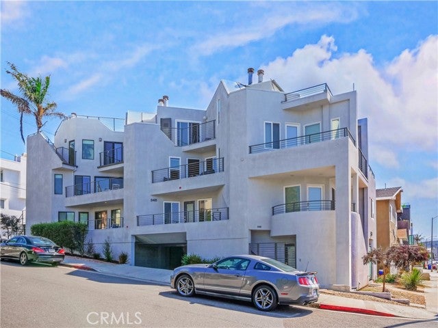 Property photo for 346 Manhattan Avenue, Hermosa Beach, CA