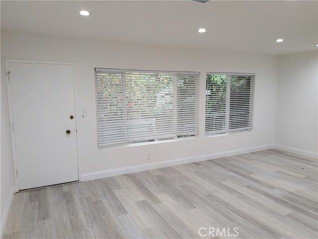 Property photo for 1019 6th ST, #8, Santa Monica, CA