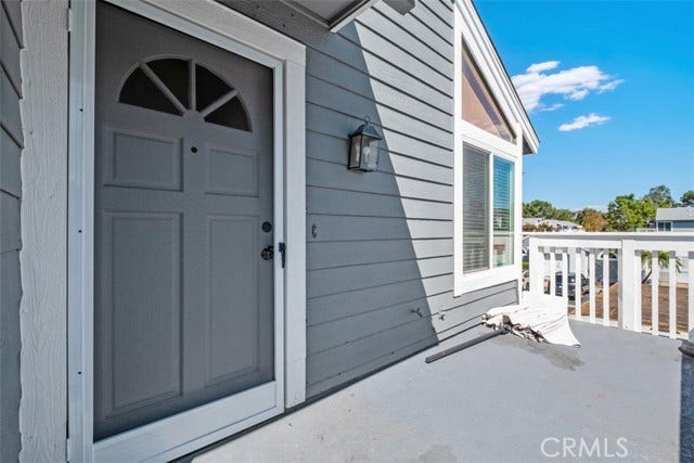 63 Huntington, Irvine, CA 92620