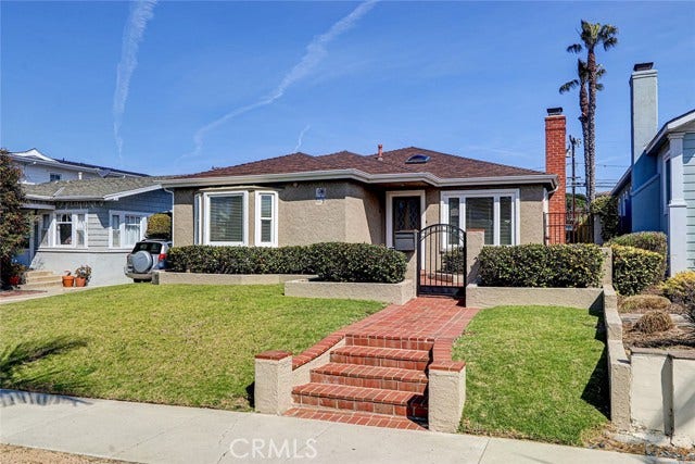Property photo for 229 Avenue D, Redondo Beach, CA
