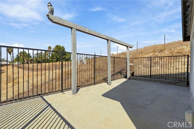 19015 Envoy, Corona, CA 92881