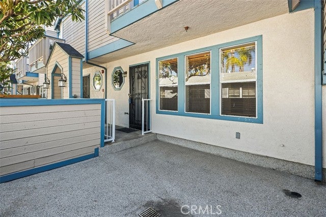 Property photo for 533 Walnut Avenue, #10, Long Beach, CA
