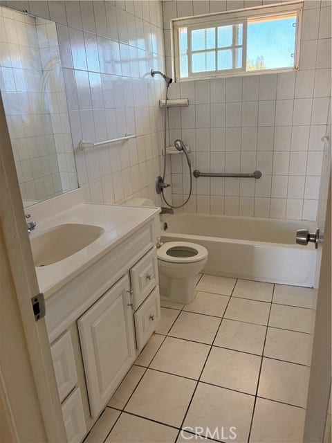 2nd unit restroom