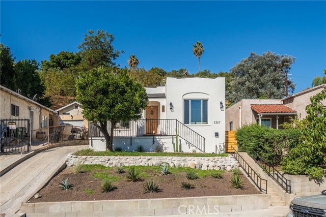 Property photo for 3327 Minto CT, Los Angeles, CA