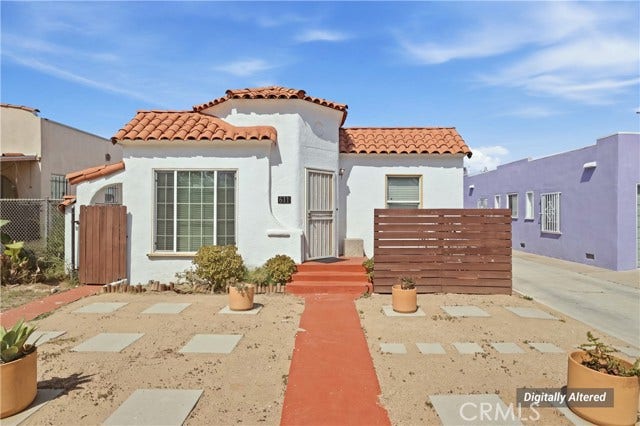 Property photo for 611 W 110th, Los Angeles, CA